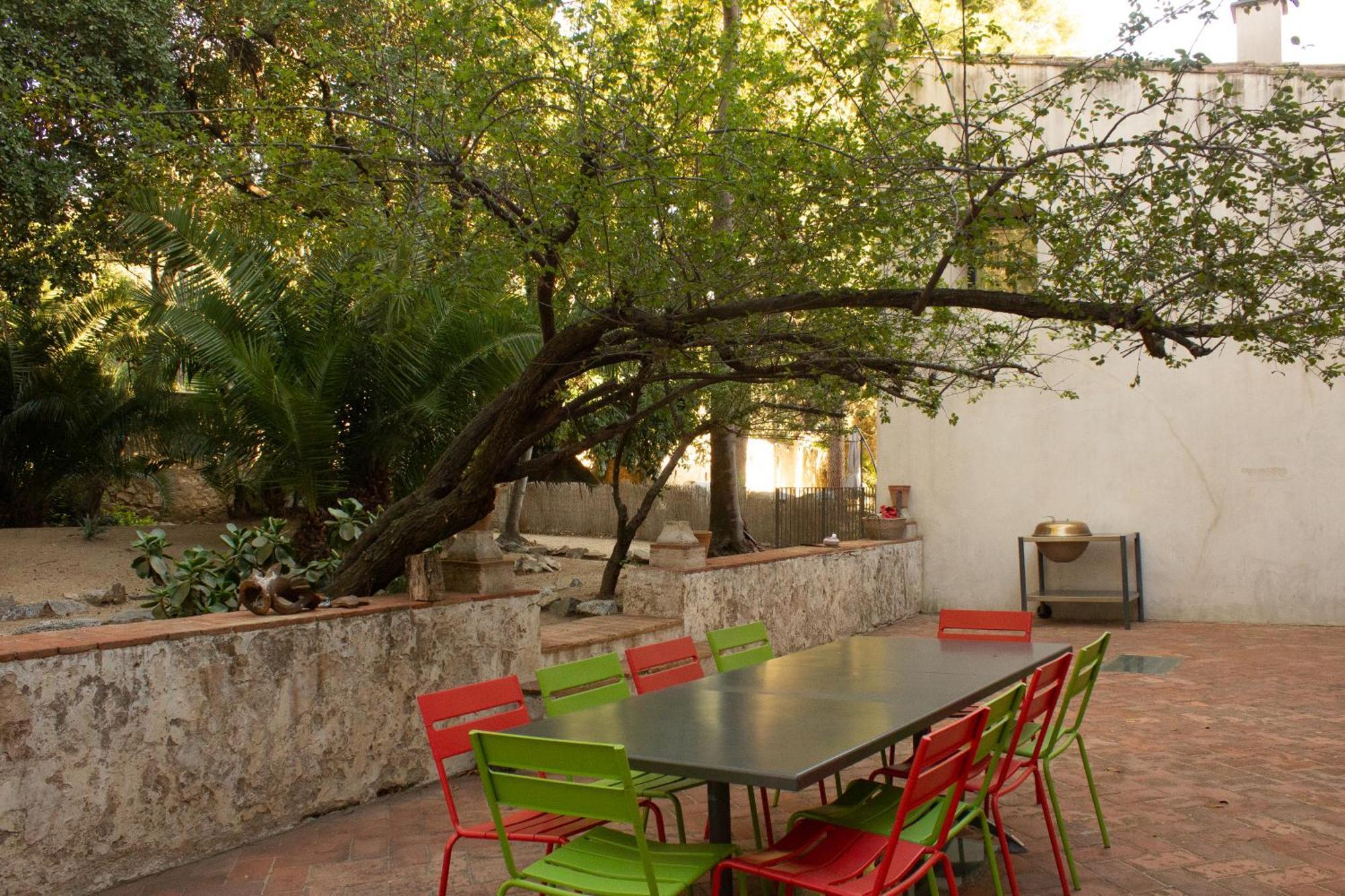Can Rovira - Stunning Neoclassical Mansion, Just 20 Min Drive From Barcelona City Center, Ideal For Groups And Families Alella Exterior foto